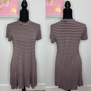 Rebel Sugar Stripe Short Sleeve Flowy Women’s Dress (M)
